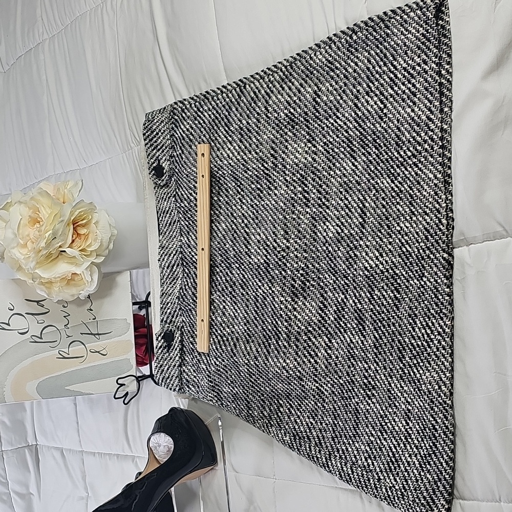 Loft Tweed Mini Skirt Black And White Quiet Luxury Office Career Preppy Y2K